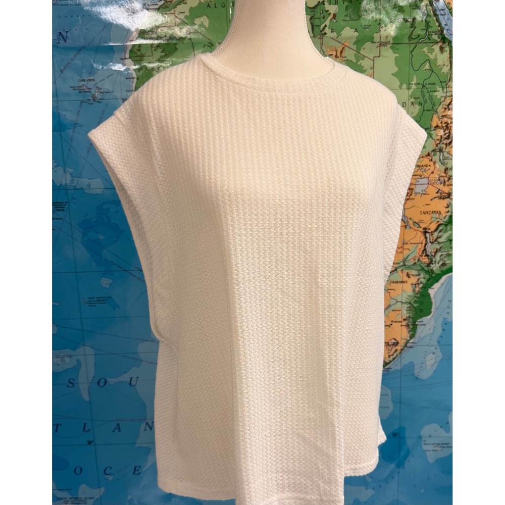 Unbranded Textured Waffle Knit Sleeveless Top Off-White Crew Neck Boxy Fit